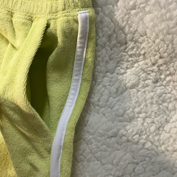 SPLENDID Girls Shorts, Size 12 Color Pale Lime elastic waist NWT - Picture 4 of 5